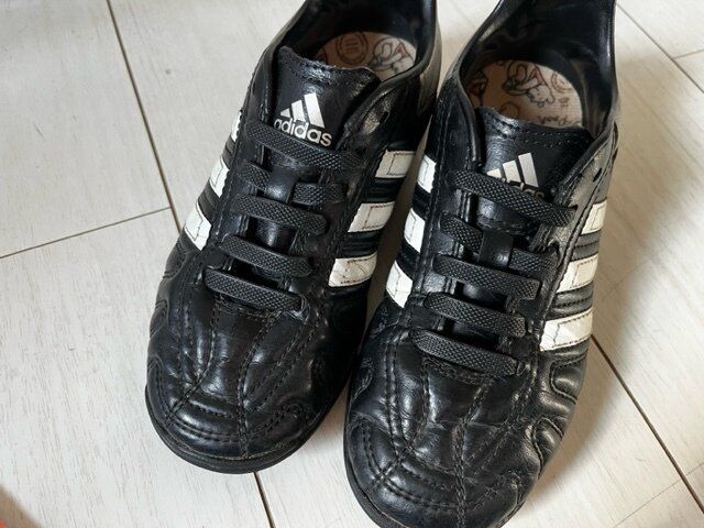 【ダイソー】靴紐が上手に結べなくても大丈夫！結ばなくていい靴紐がすごい！