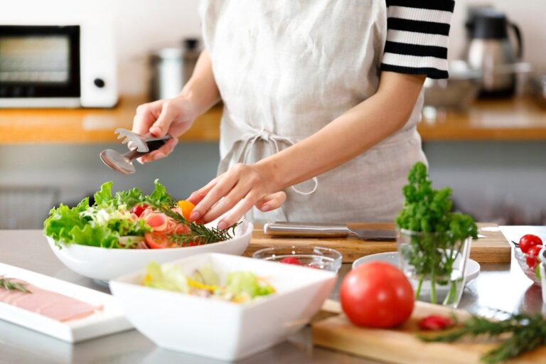 「やめ家事」に黄信号！やめると運気が下がってしまう家事5選【Dr.コパの風水解説】