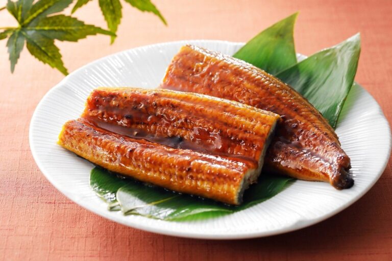 「うなぎの蒲焼」は冷凍できる！保存や解凍方法・注意点は？アレンジレシピも紹介
