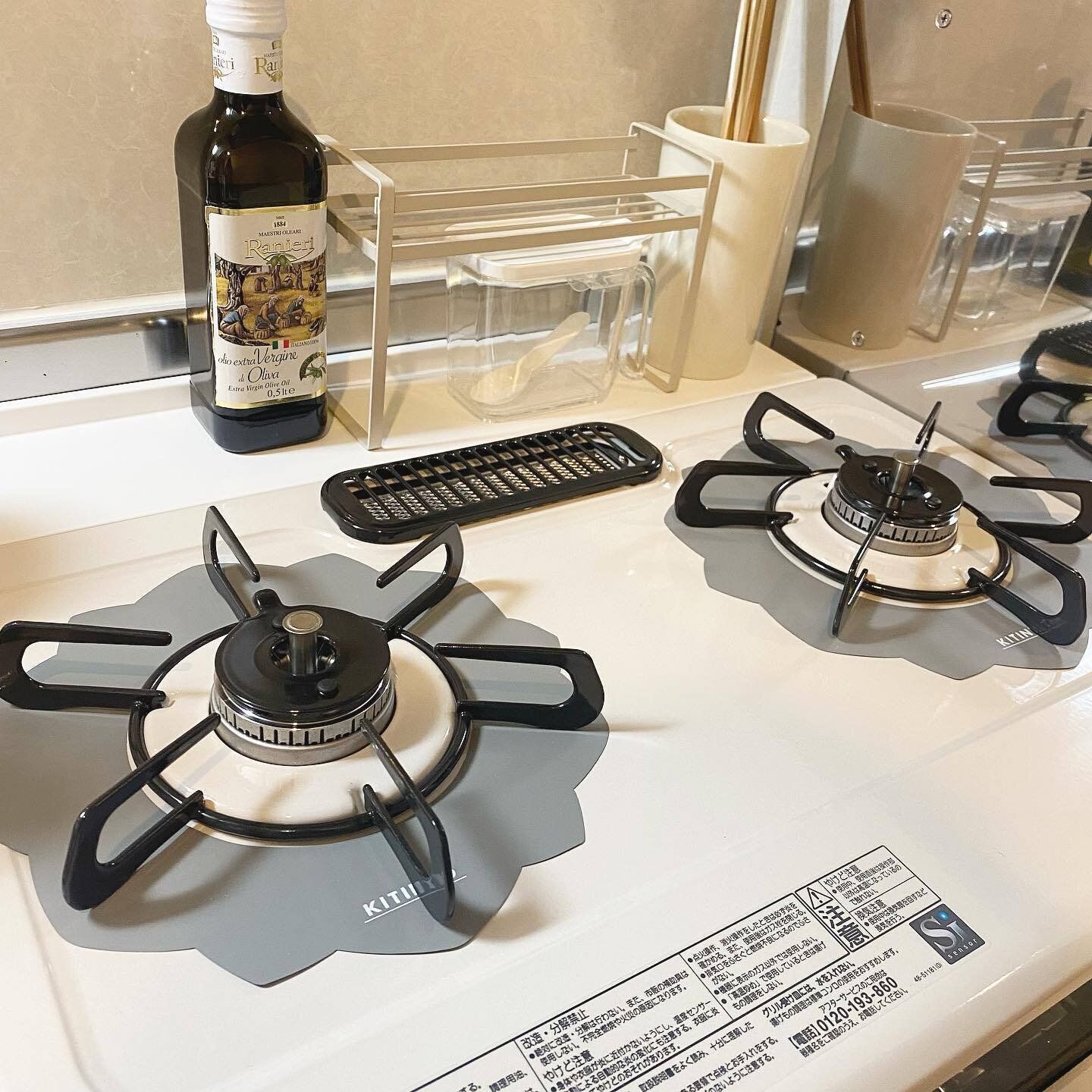 【3COINS】繰り返し使える「ガラスファイバーコンロシート」