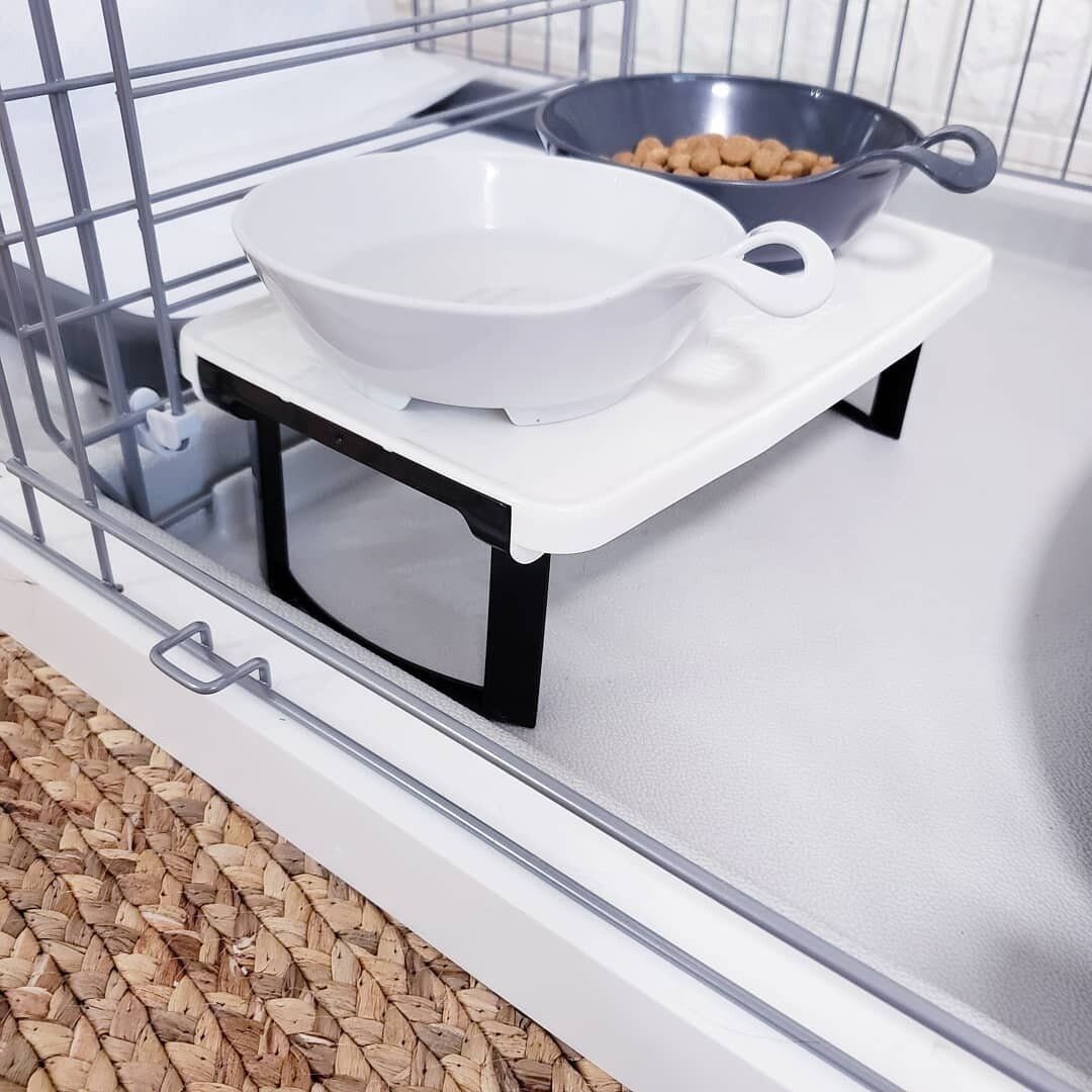 【セリア】コンパクトで持ち運びも！「折り畳みテーブル」