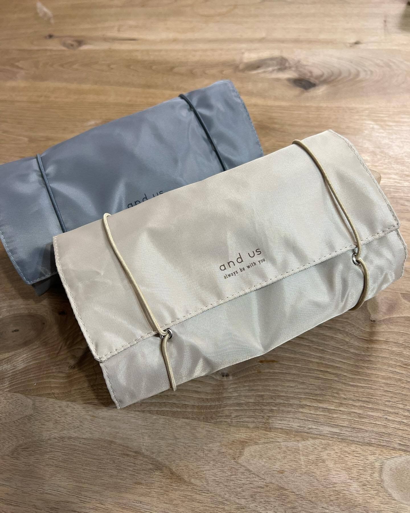 【3coins】旅行に便利！「取り外しポーチ」