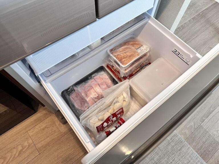 【無印良品】冷凍庫内を立てて収納したいかたにおすすめの仕切り板