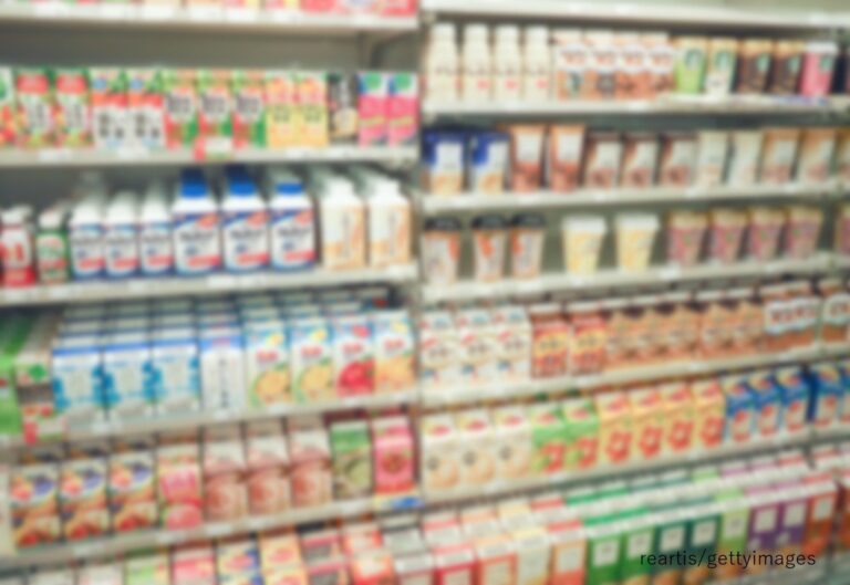 今や「たんぱく質多め」が常識!?ドラッグストアで手に入るヨーグルトを食べ比べ！