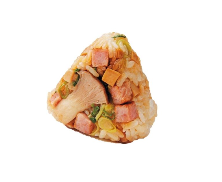 最近「ごはんを作りたくない日はおにぎり」派が急増中！罪悪感ゼロの具だくさんおにぎりレシピ