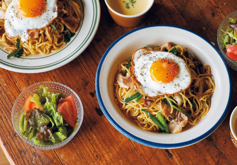 まるでお店の味！「鶏ガラしょうゆ味」で本格的な焼きそばがお家で作れるMizukiさんの黄金レシピ