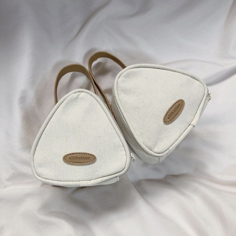 おにぎり2つがちょうどよく収まる!おにぎりケース