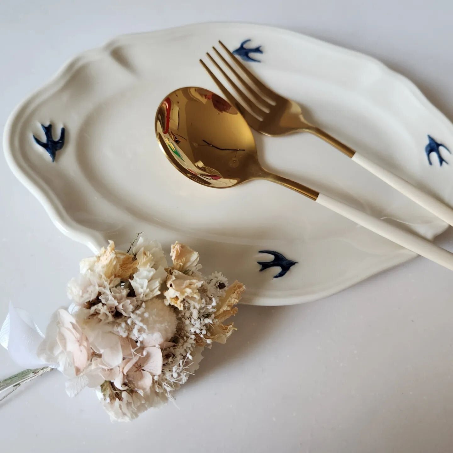 【セリア】食卓が映える！デザイン性が高いカトラリー