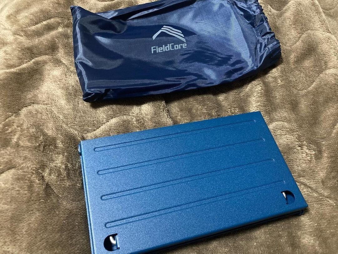 【ワークマン】ちょい置きに!折りたためる「耐熱アルミテーブル」