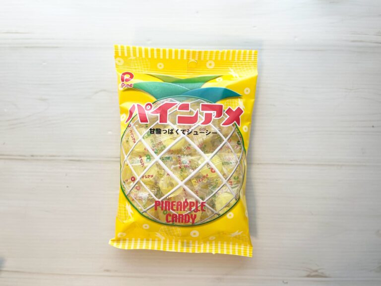 9.3万いいねを集めた「パインアメをヨーグルトに入れたらウマい」ってホント!?ほかのお菓子も合うのか試してみた
