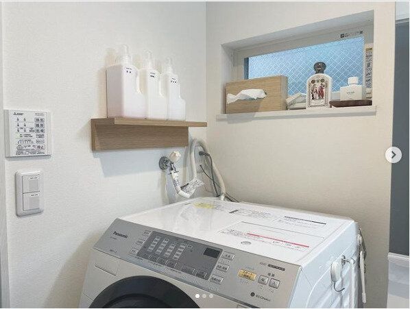 無印の壁に付けられる家具を使った洗剤置き場がおしゃれで便利