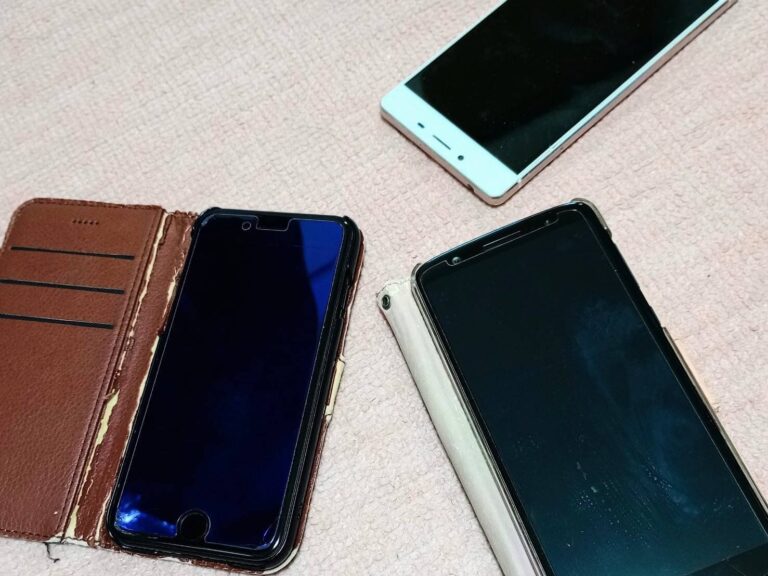 【防災士解説】地震や台風で停電！スマホの充電温存のために最優先でやるべきことは？