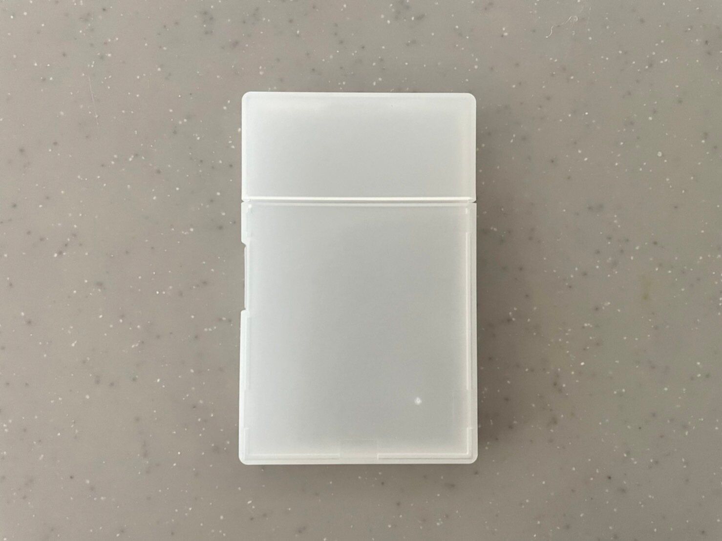 【無印良品】お財布いらず!?「ポリプロピレンカードケース」でミニマルな生活がかなう