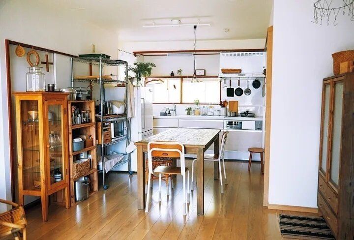 平屋の中古住宅を購入し、プチDIYを楽しむ日々。「ぜいたくな暮らし」より、おうち時間の充実を！