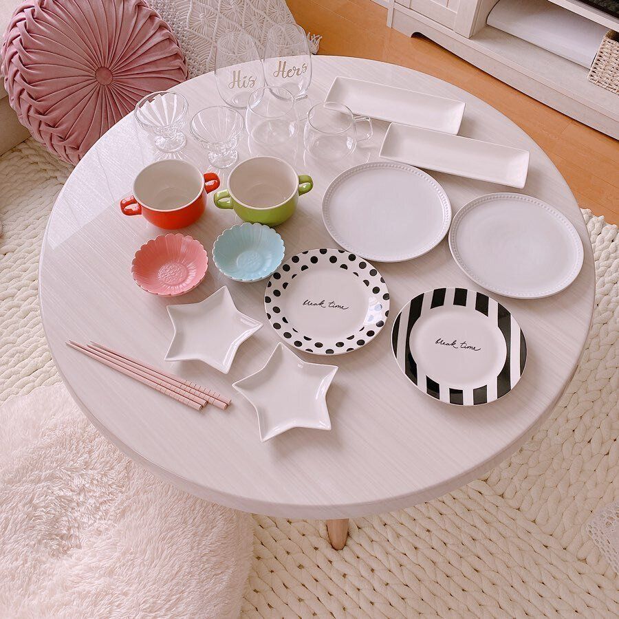 【セリア】カラフルな花模様で食卓が映えること間違いなし!