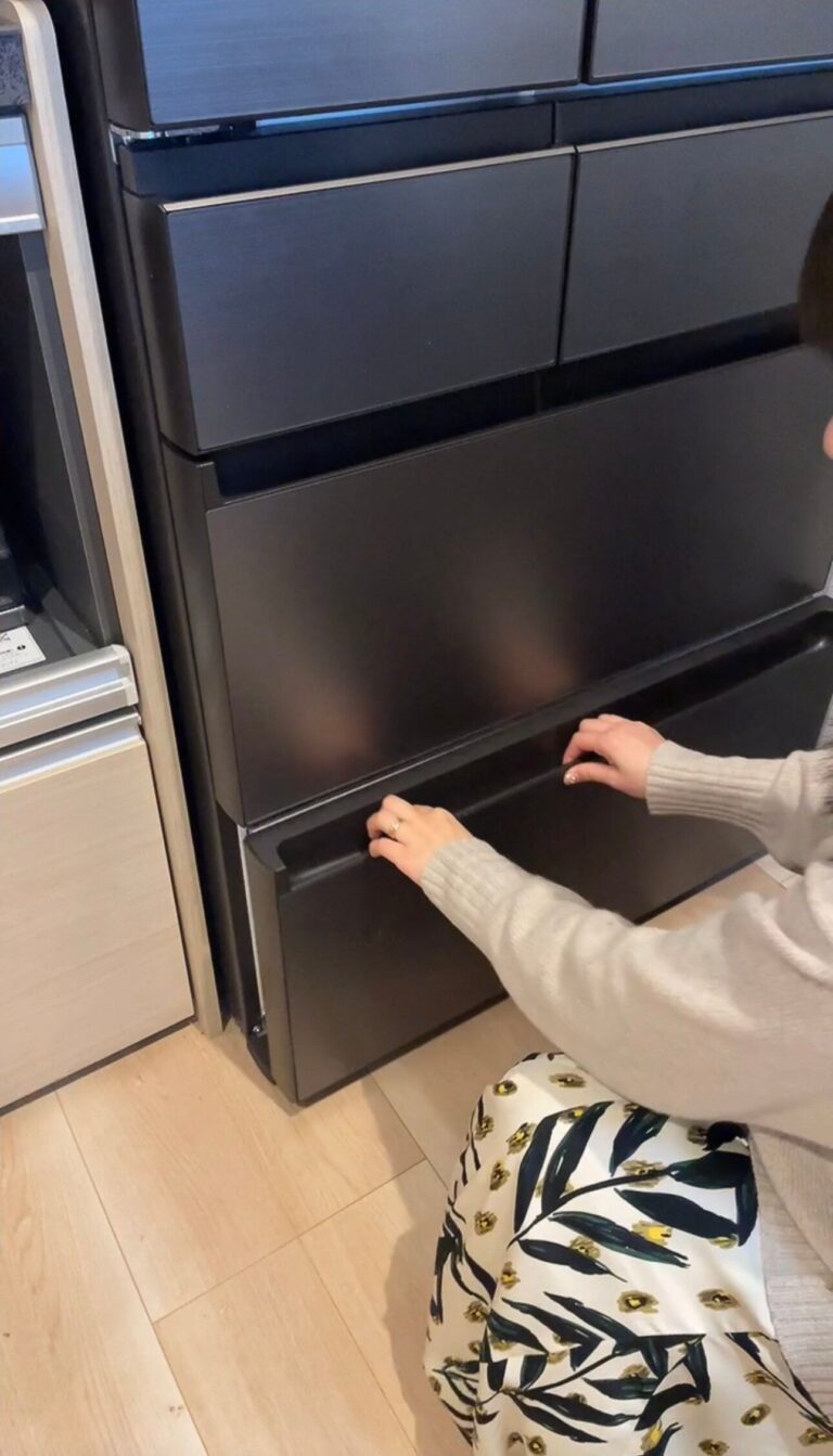 【掃除】冷蔵庫を簡単キレイに保つ方法とは！？