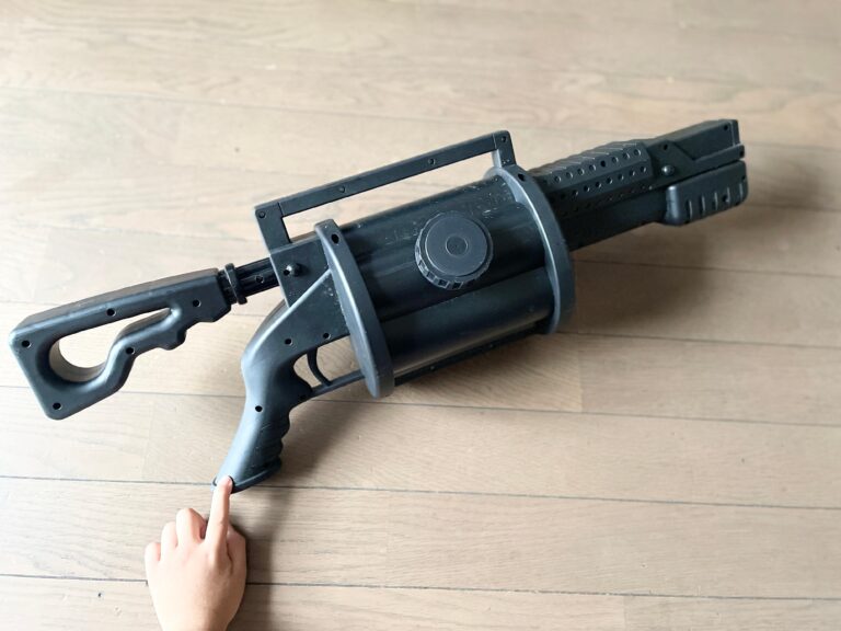 ダイソーでグレネードランチャー？超ビックで大満足！水遊びが楽しくなるアイテム発見！