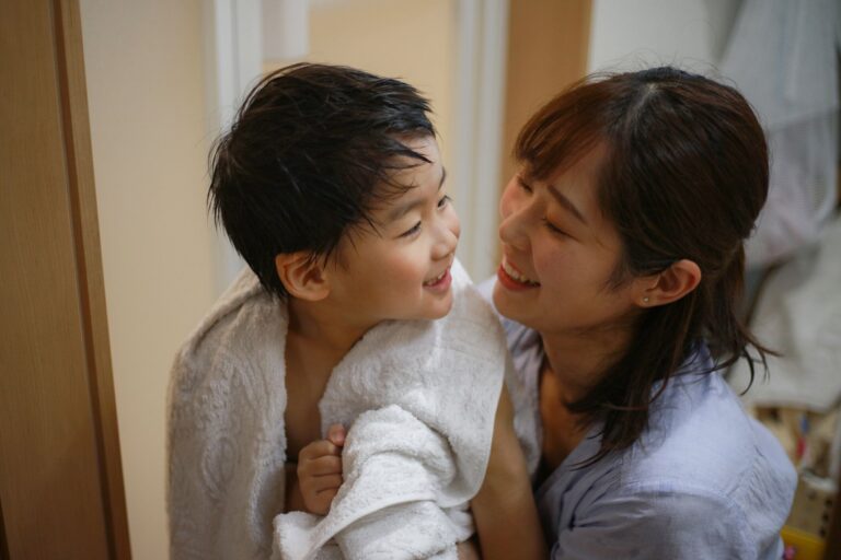 子を育てる母になって分かった、祖母の言葉の本当の意味！お風呂に入るときに言われた言葉に「分かりみが深い！」「うちも同じ！」