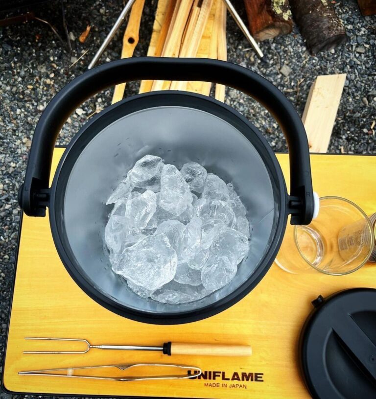 飛ぶように売れてる！【ワークマン】「やっと買えた」「めっちゃ優秀」おすすめキャンプ用品3選