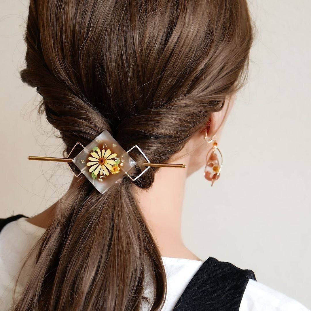 40代女性に似合う不器用でも簡単にできるヘアアレンジ!くるりんぱで大人のポニーテール