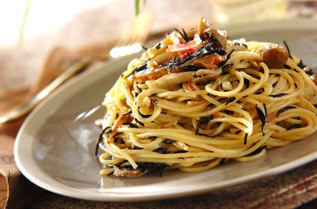 余ったヒジキでクリームパスタ