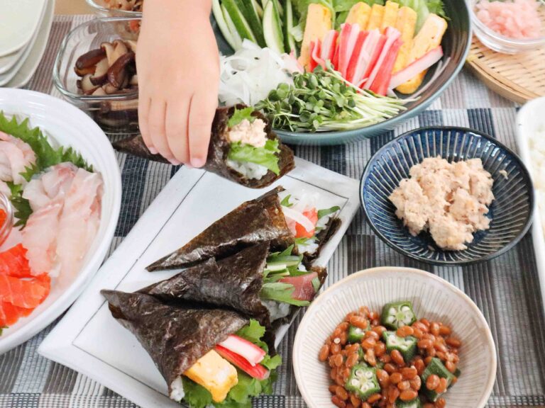 大人も子どもも喜ぶ「手巻き寿司」の作り方！おすすめレシピ9選もご紹介