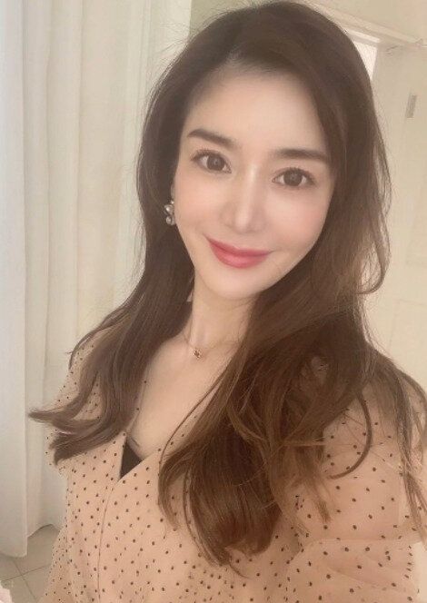 ゆるめのカールがイマドキ！ふわっと柔らかい質感のロングヘア