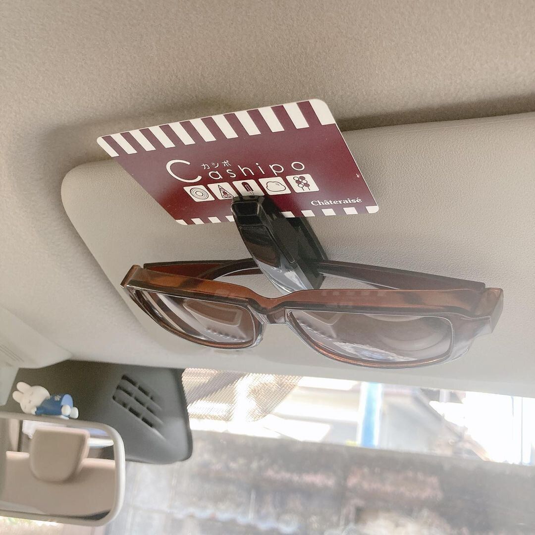 【ダイソー】110円でコスパ抜群！サングラスホルダーが大活躍