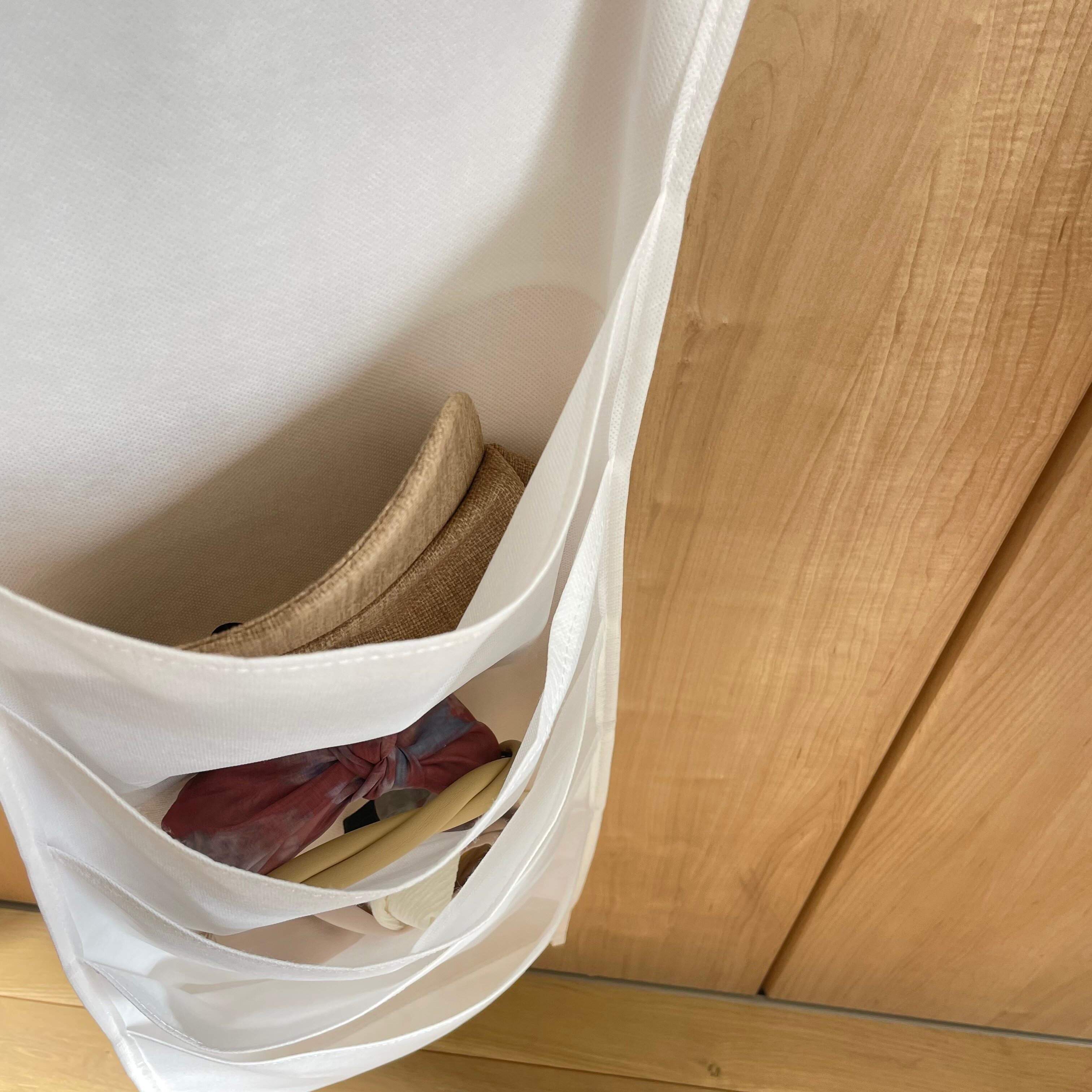 3．ヘッド小物収納