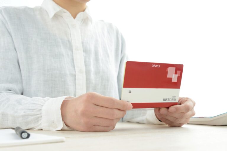 「やらないこと」が貯めるコツだった！年間100万円、200万円を貯金している人たちの「貯めテク」