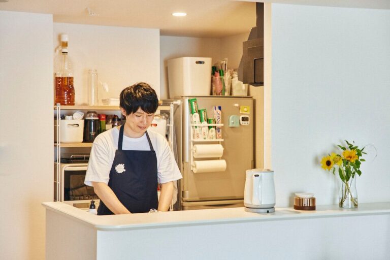 妻のべんとうもレストランの再現も！ 料理好き夫の棚と冷蔵庫を見せてもらった