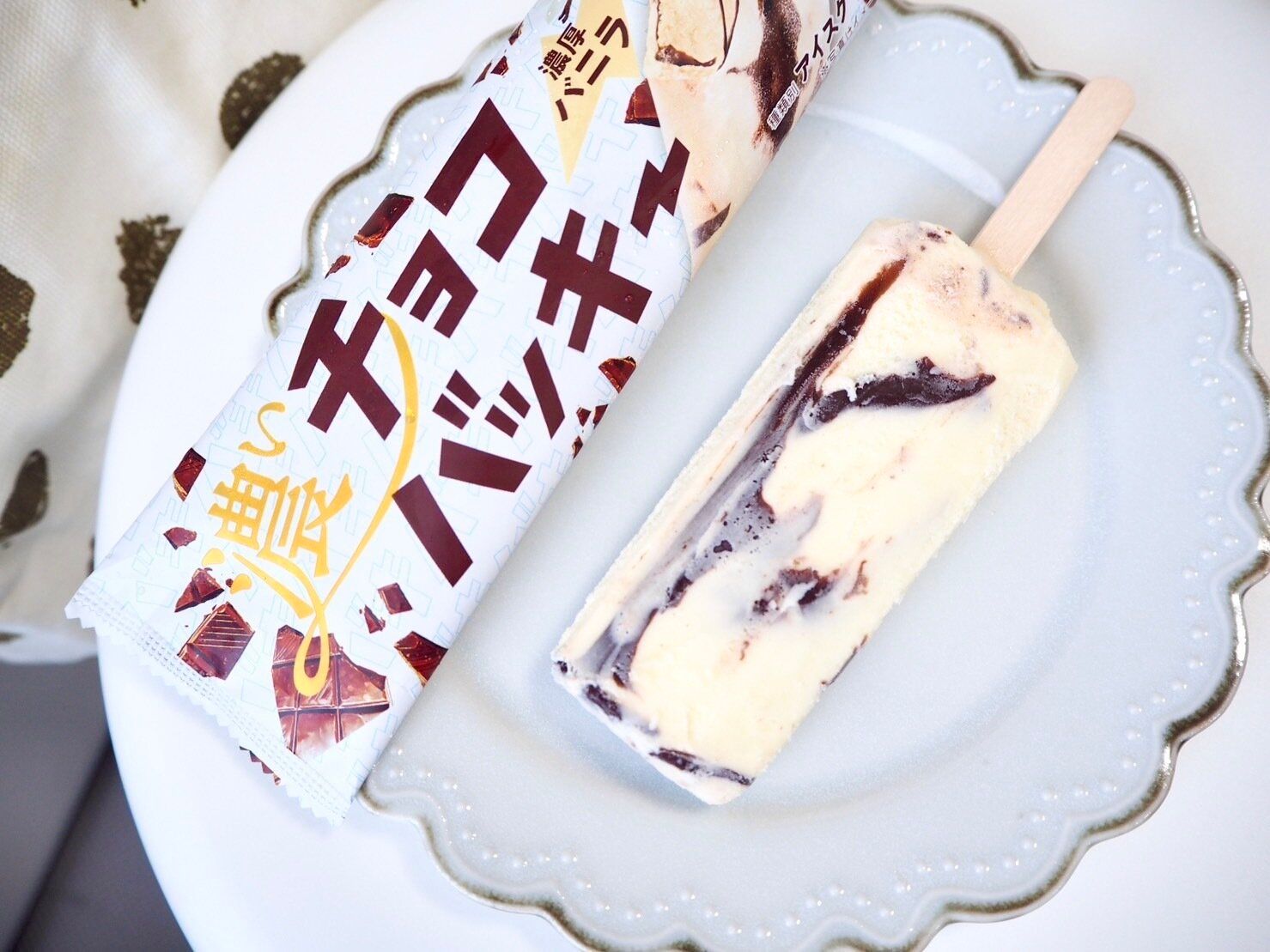 セブンイレブン「シャトレーゼ 濃いバッキー濃厚バニラ」商品写真