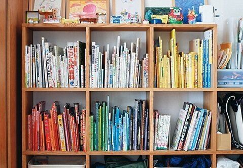 スタッキングシェルフなら子どもの成長に合わせて何通りにも使えます。