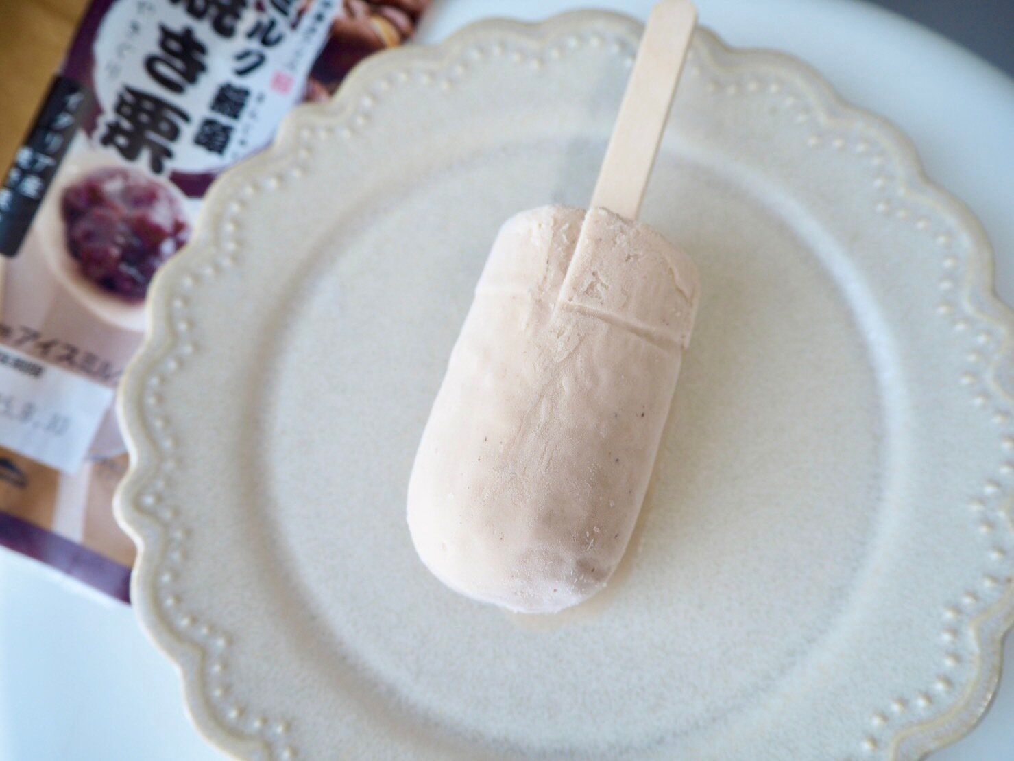 シャトレーゼ「和菓子アイス ミルク饅頭 イタリア産焼き栗」商品写真