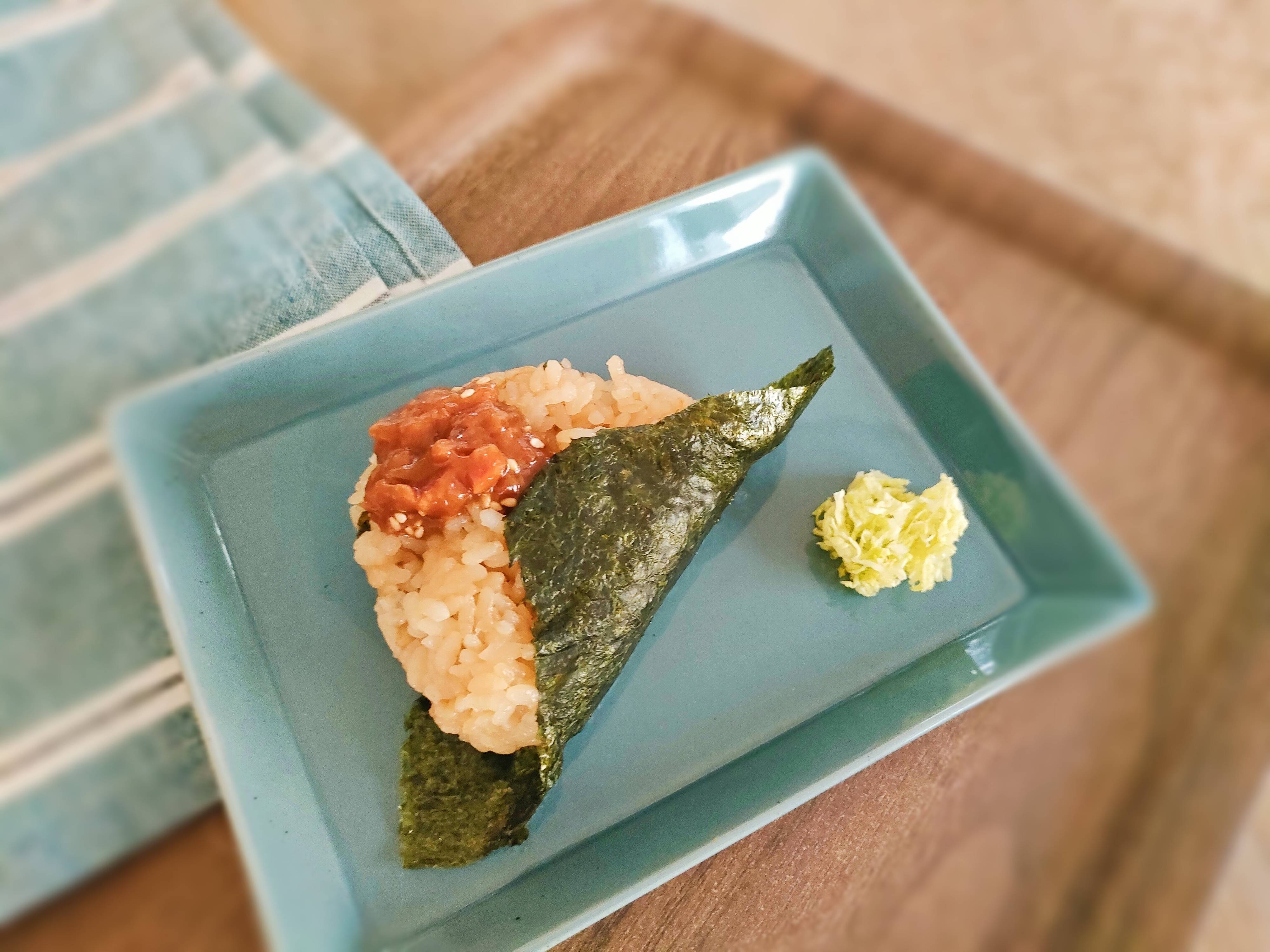 肉味噌のせおにぎり