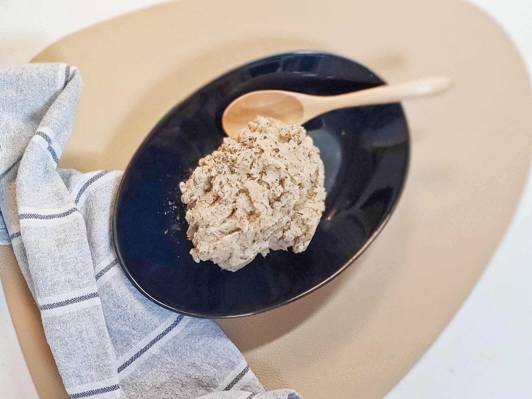 お皿に盛り付けて出来上がり