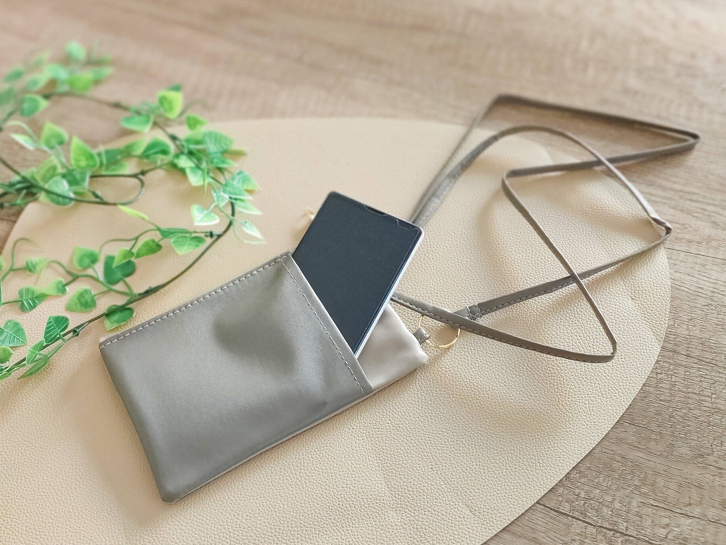 さっと持ち運べるサイズが嬉しい