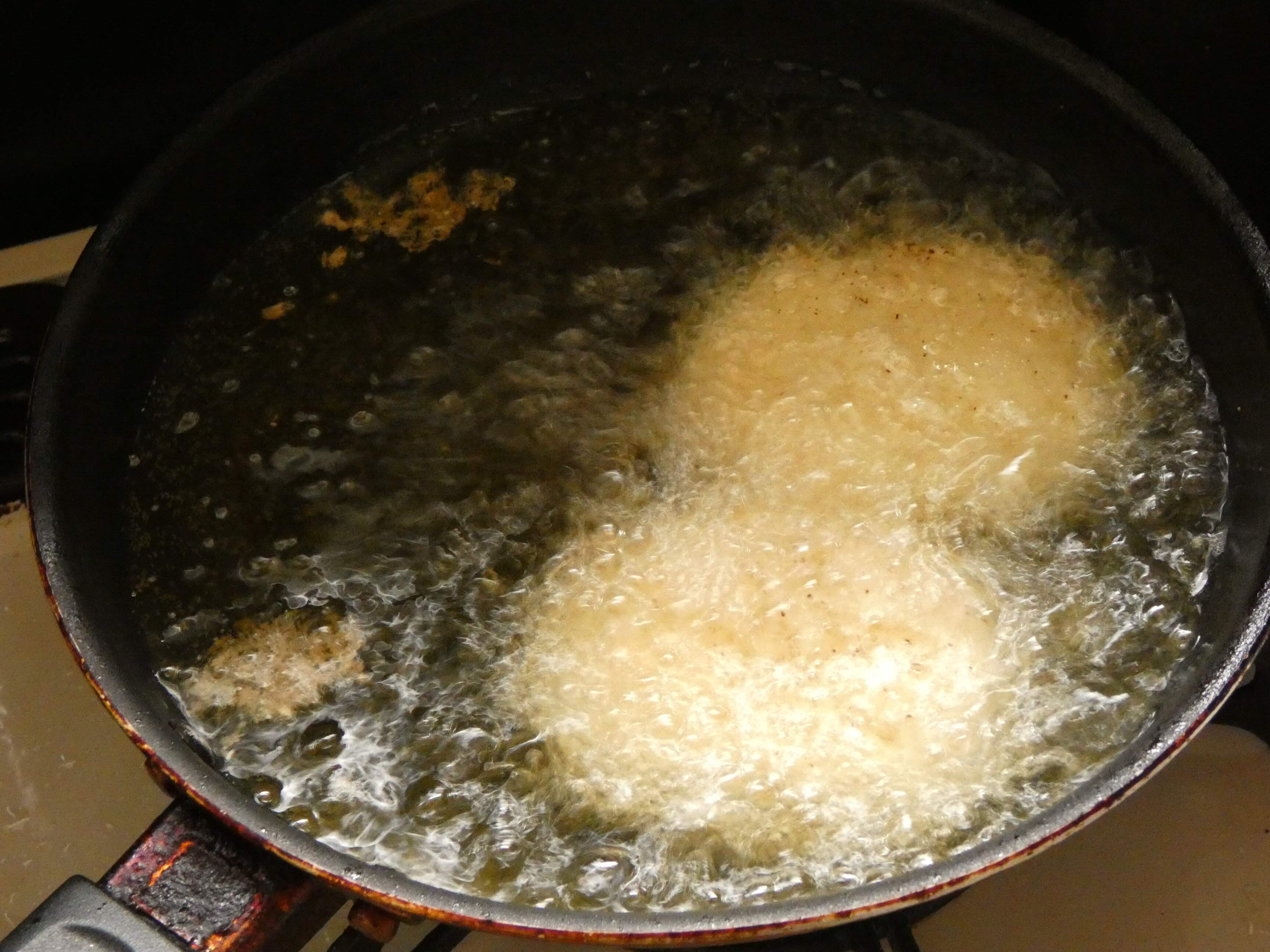 調理方法は凍ったまま揚げればOK