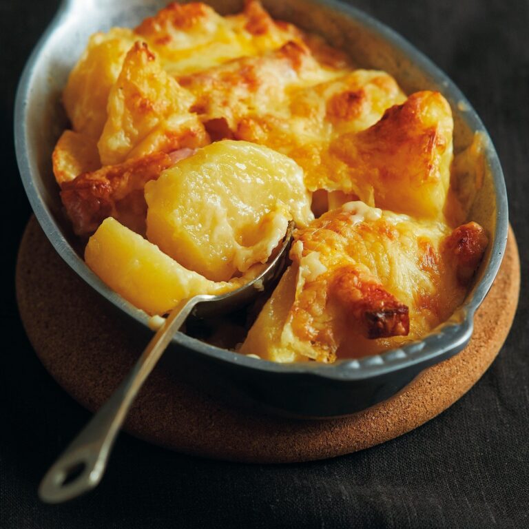 今日のごはんは、牛乳を使おう「ちゃんとホワイトソースはふはふミルクグラタン」