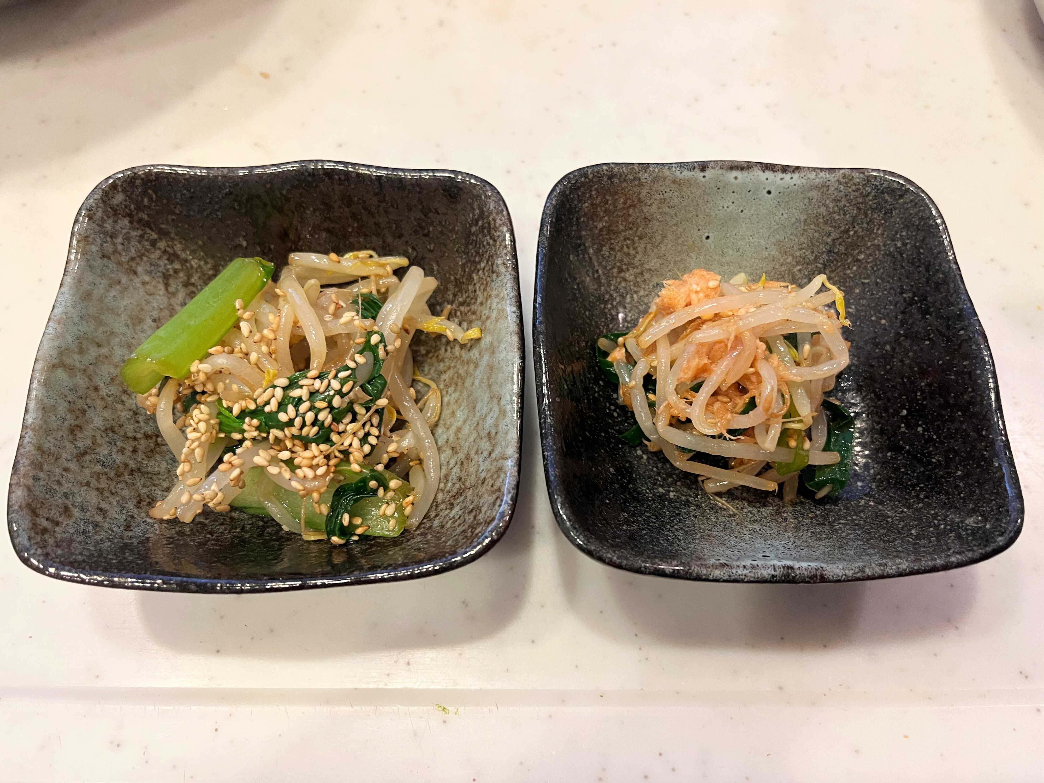 チンゲンサイともやしのナムル　ニラともやしのコチュジャン和え