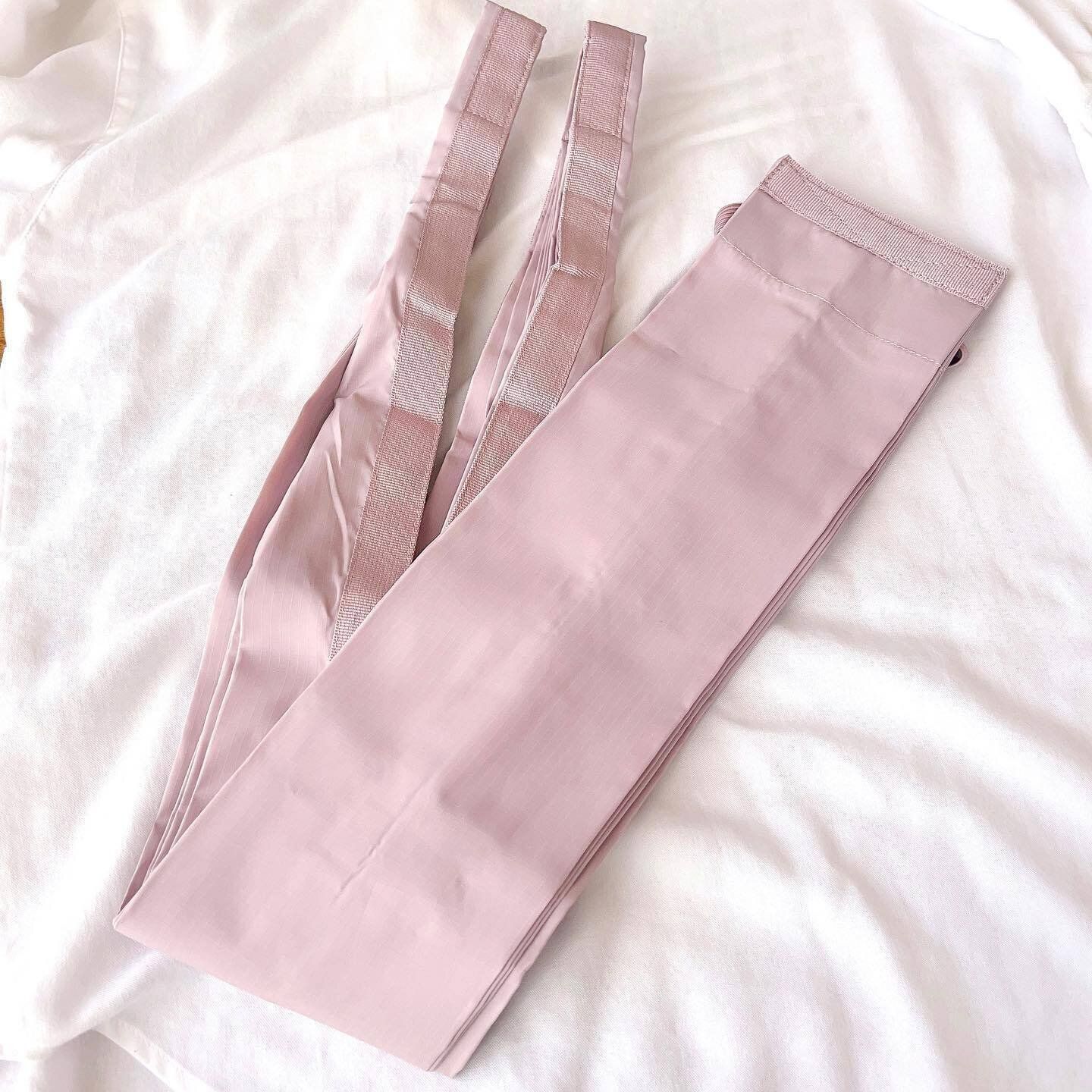 両端を引っ張るだけ！「さっとたためるマイバッグ」