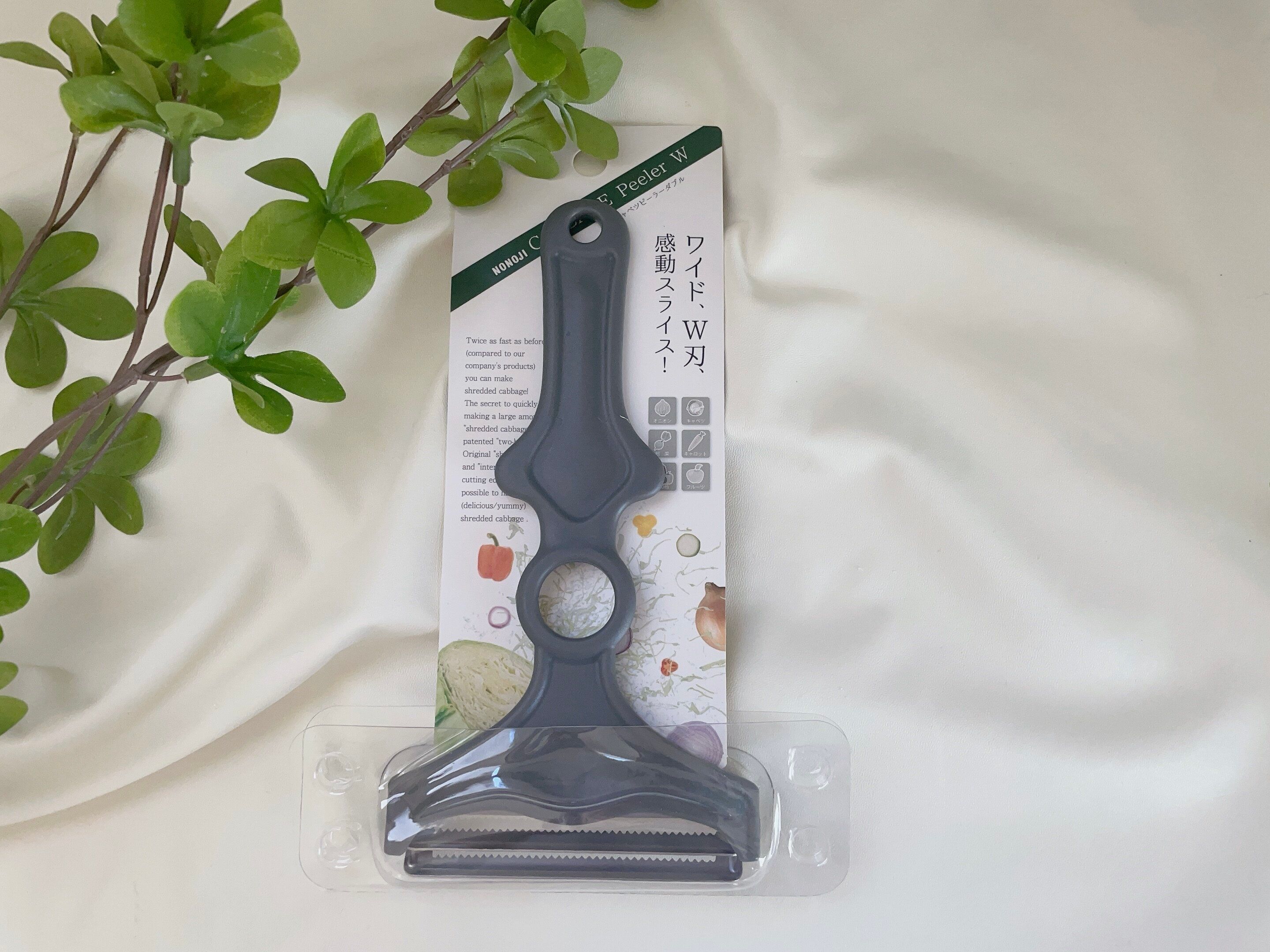 【ののじ】キャベツピーラーダブル税込1320円