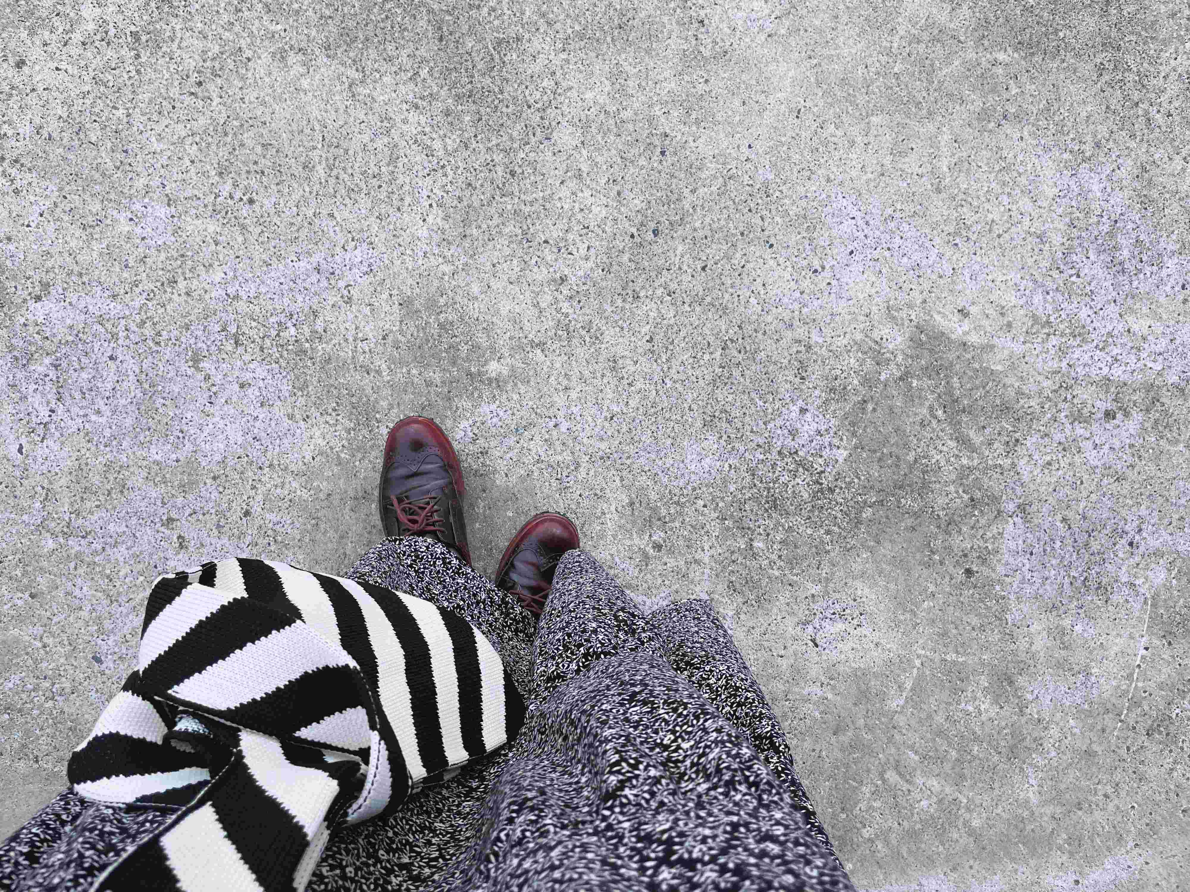 キレイめにもカジュアルにも合わせやすい