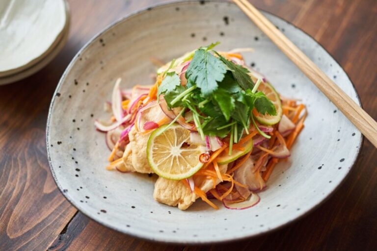 飾るだけじゃもったいない「三つ葉」のおすすめレシピ50選！おしゃれ料理にランクアップ！