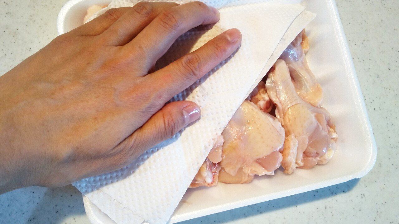 鶏の手羽元の下処理