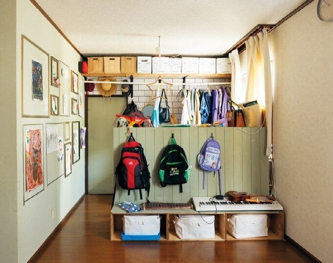 かけるだけ、置くだけ、突っ込むだけ！みんなができる収納にすれば悩まない