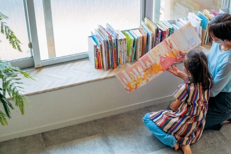 賃貸でも叶います！”辛口シンプル”な家に、シートを張ってお手軽アレンジ！