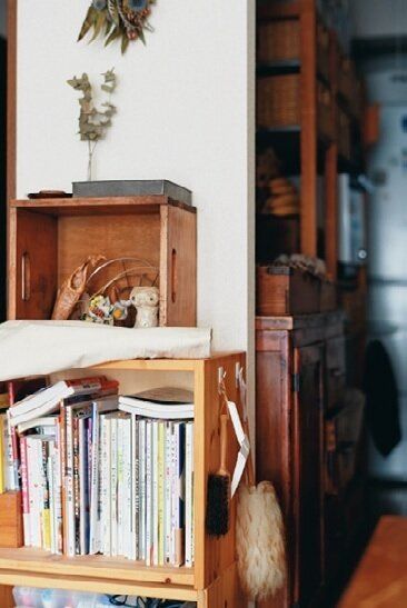 レシピ本はキッチンの入り口に。