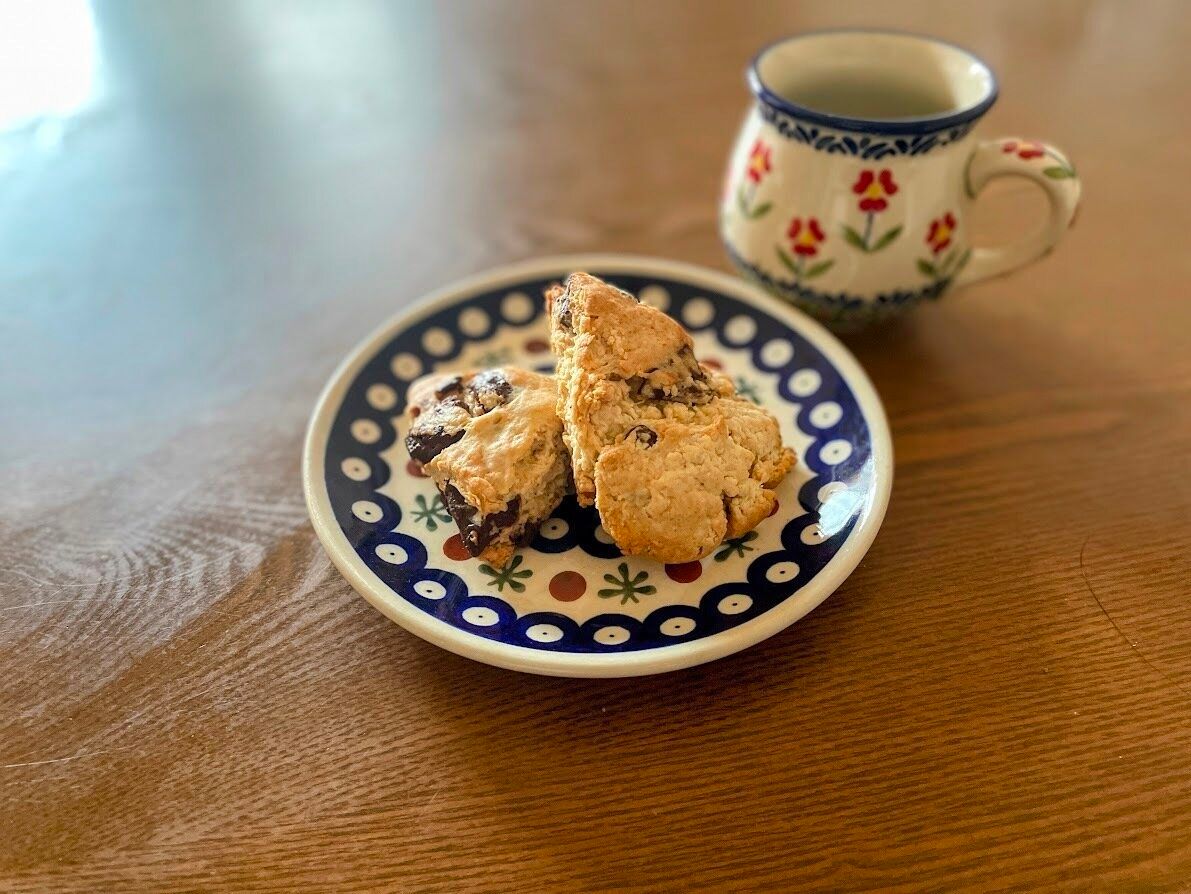 スコーンとコーヒー