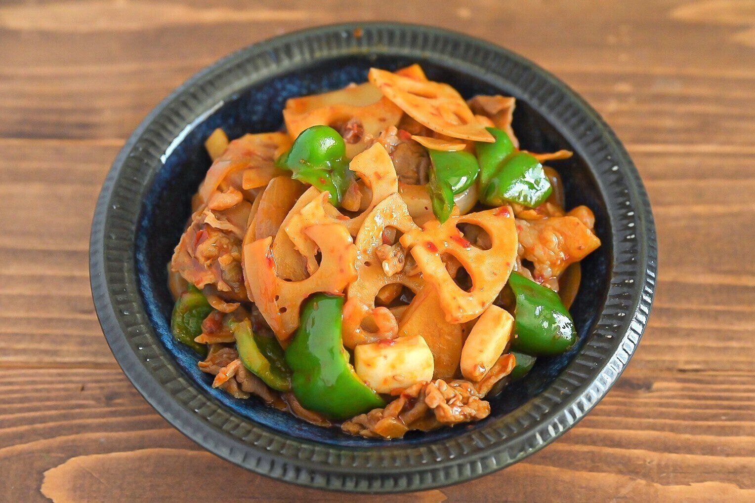 皿に盛られた麻辣香鍋